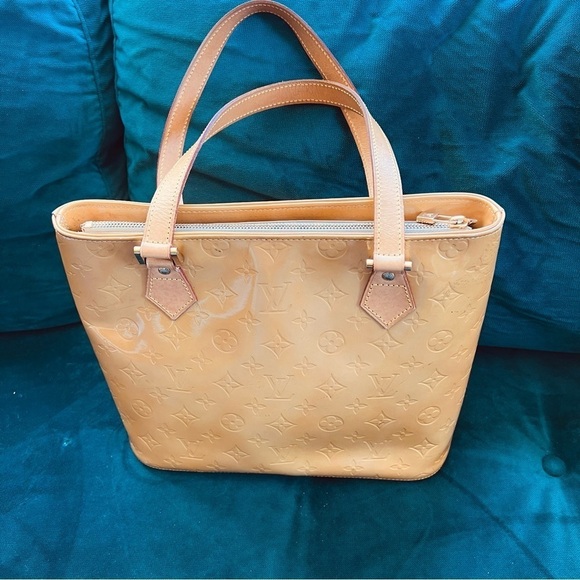 LOUIS VUITTON HOUSTON VERNIS MONOGRAM DAMIER YELLOW GOLD SHOULDER TOTE BAG - Picture 13 of 16